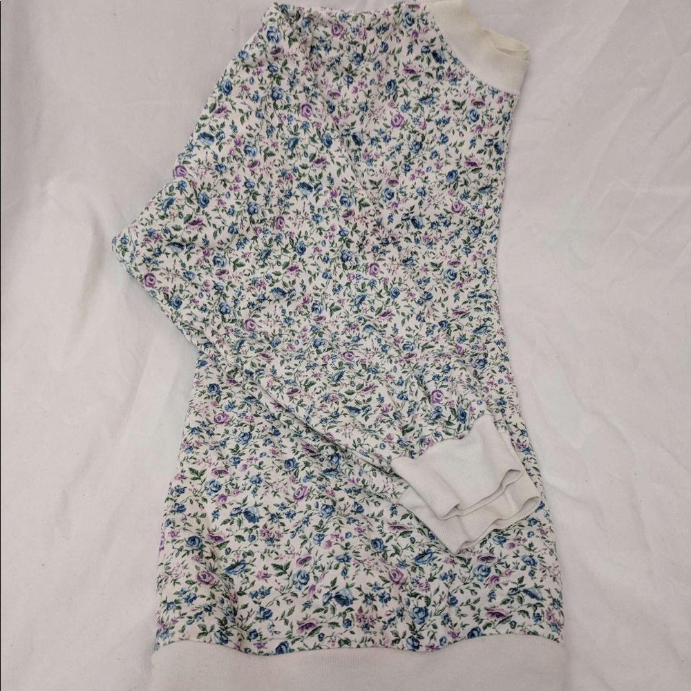 Floral print long-sleeved crewneck